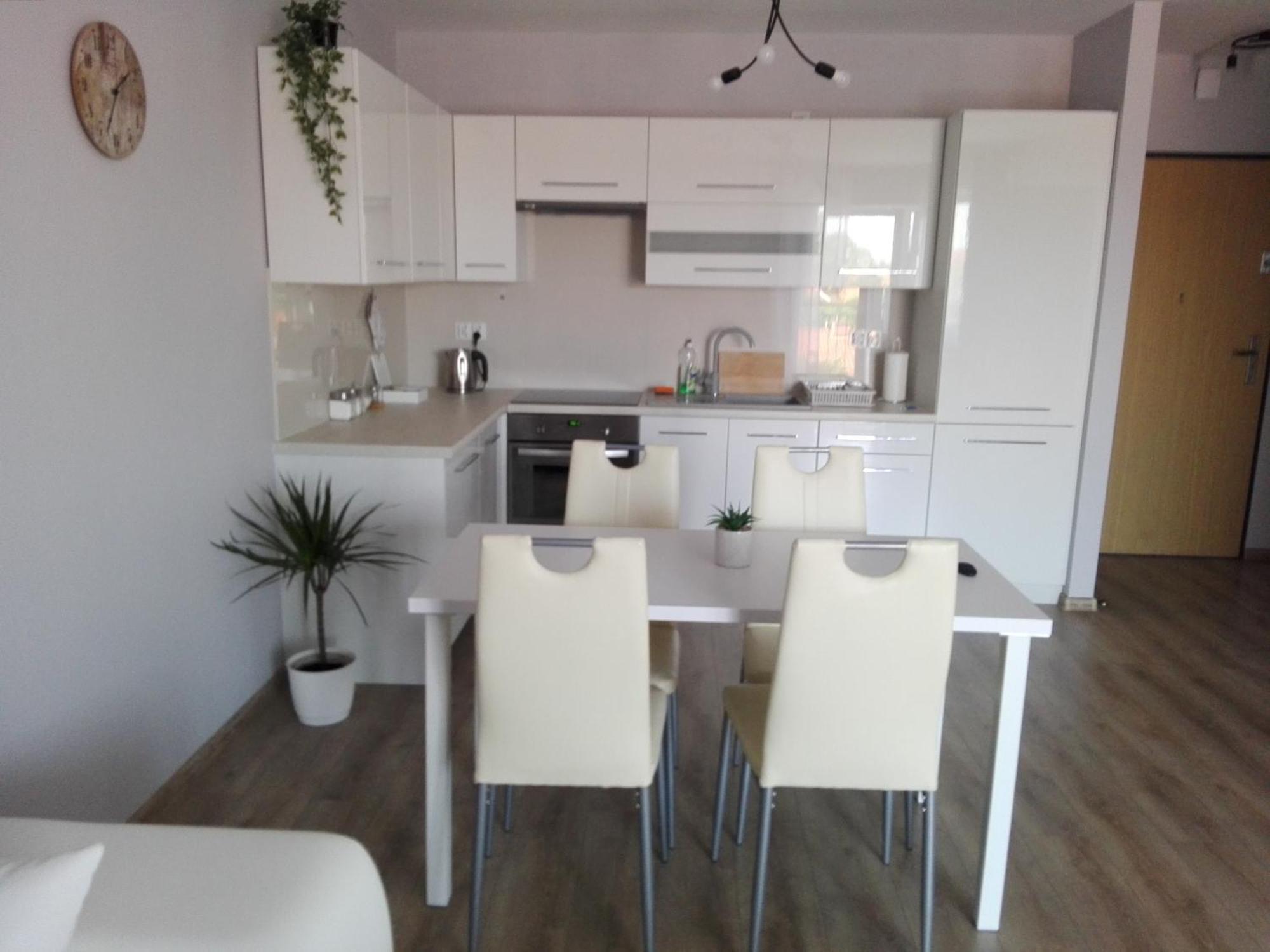 Apartament Marzenie 9 - Opole Apartment Bagian luar foto